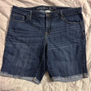 ✨ 2 for $18 ✨ Ava & Viv Dark Blue Denim Bermuda Shorts with Contrast Stitching